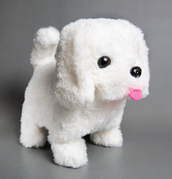 Découvrez le chien en peluche qui marche, un compagnon interactif !