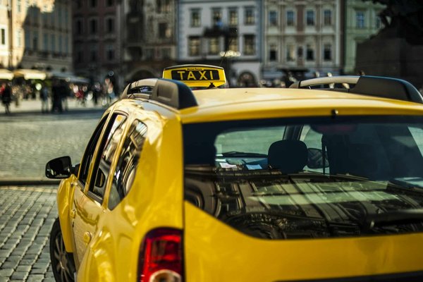 Transportez-vous facilement à Époisses avec Allô Taxi La Semuroise